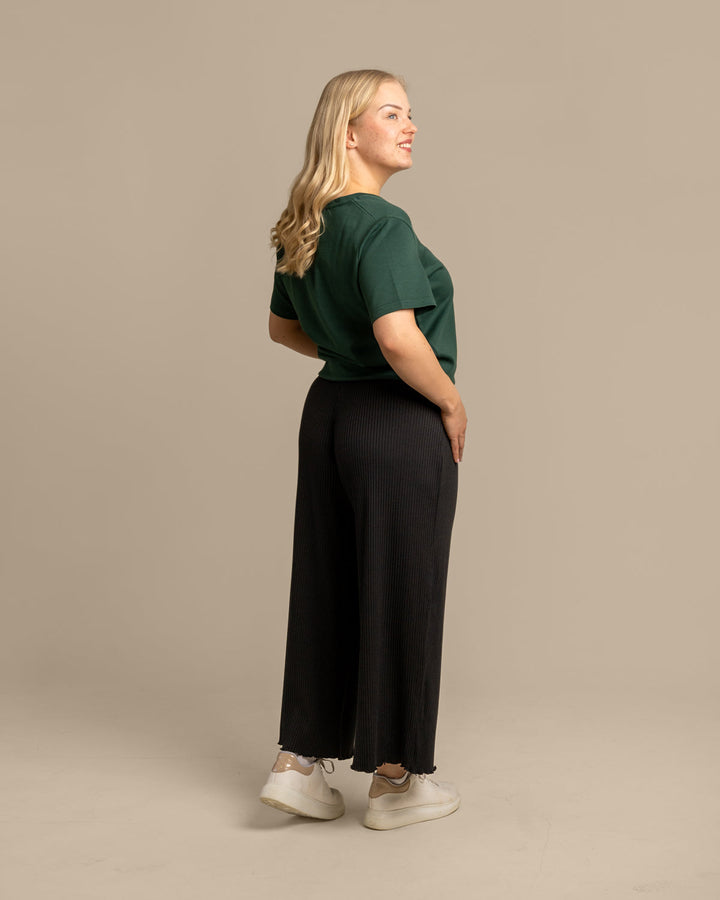 Ribbi Culottes, Musta
