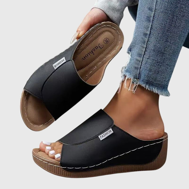 Esther™ | Tyylikkäät Ortopediset Sandaalit