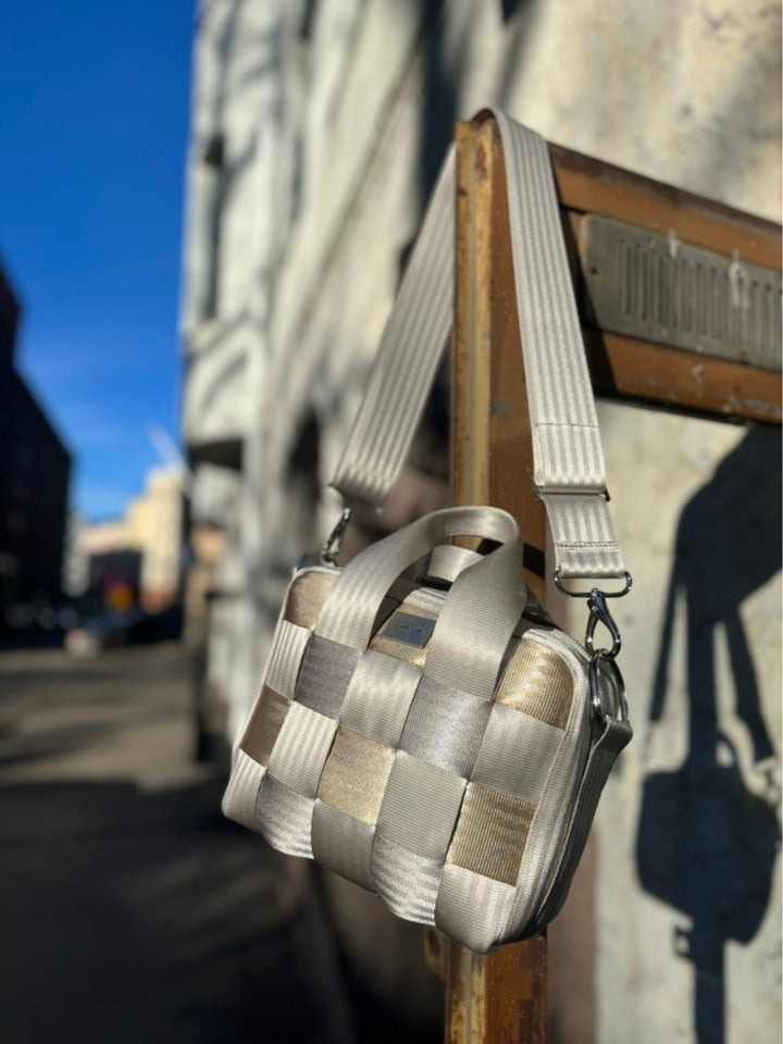 HILLA laukku, golden pearl